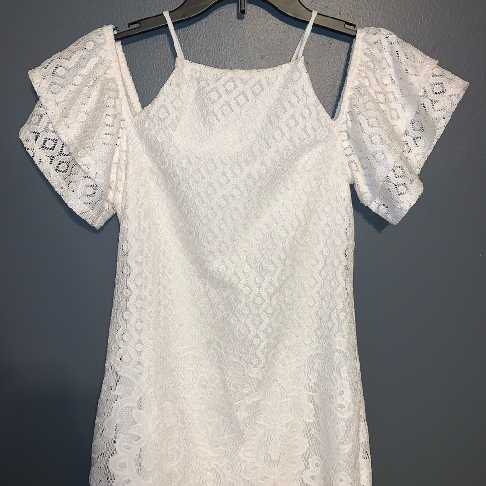 White lace dress